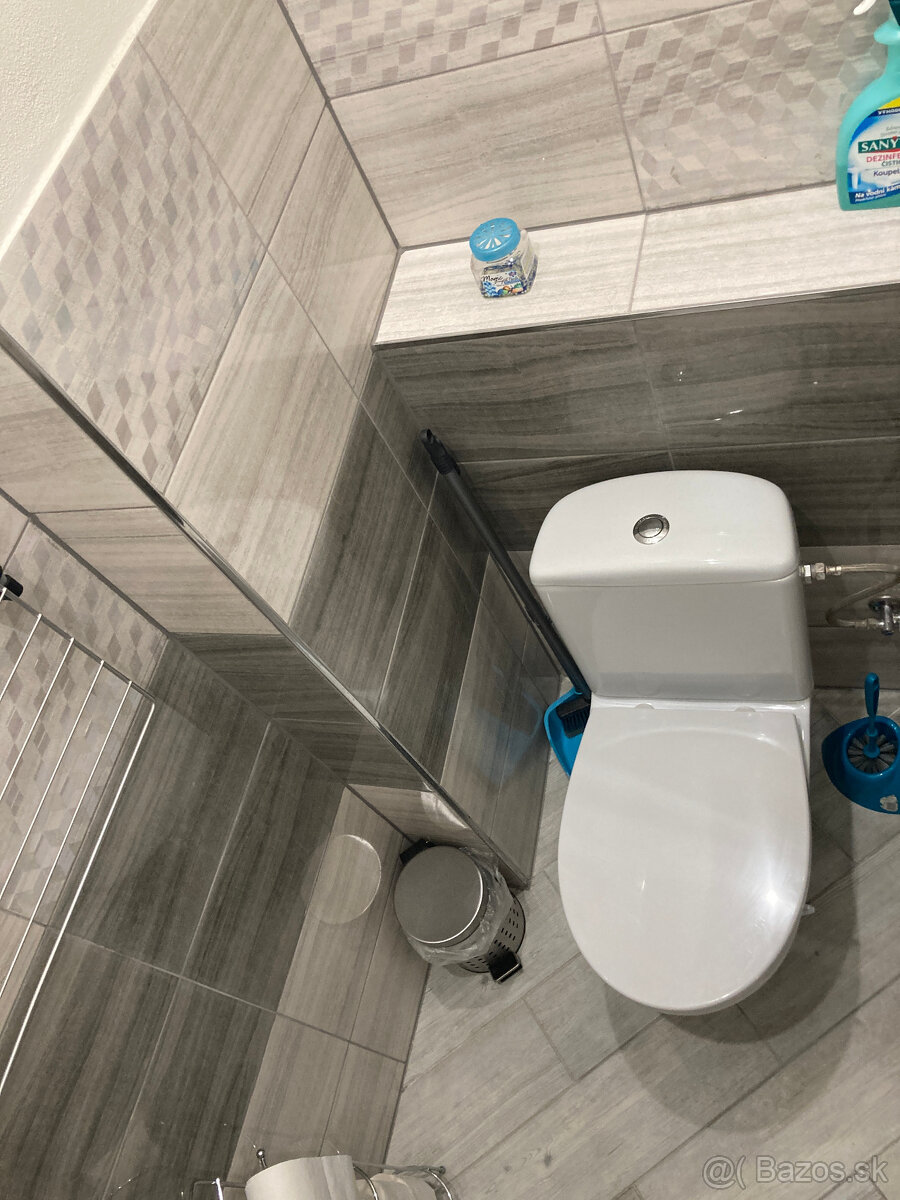 PRENÁJOM 2 IZBOVÝ BYT - 7