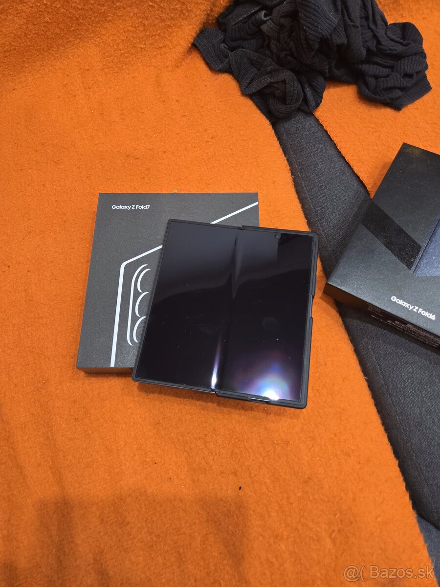 Samsung Zfold7 - 7