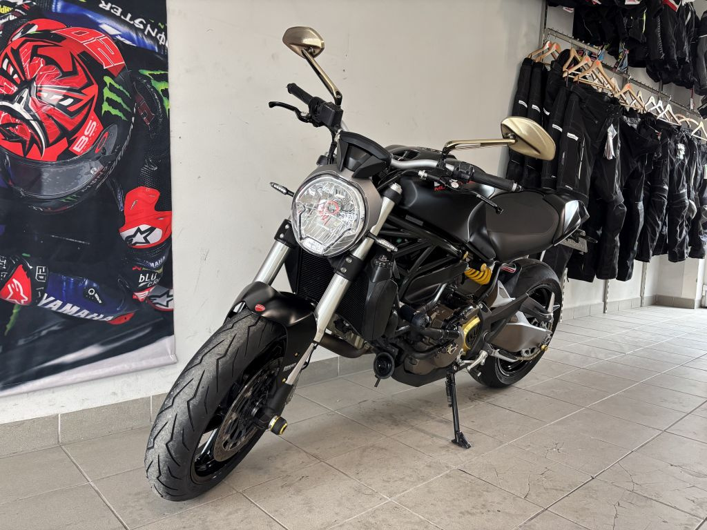 Ducati Monster 821 - 7