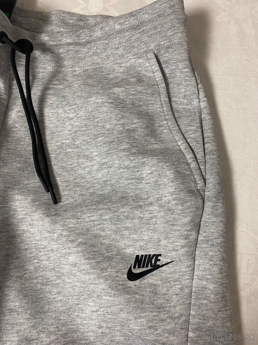 NIKE pánske sivé tepláky - 7