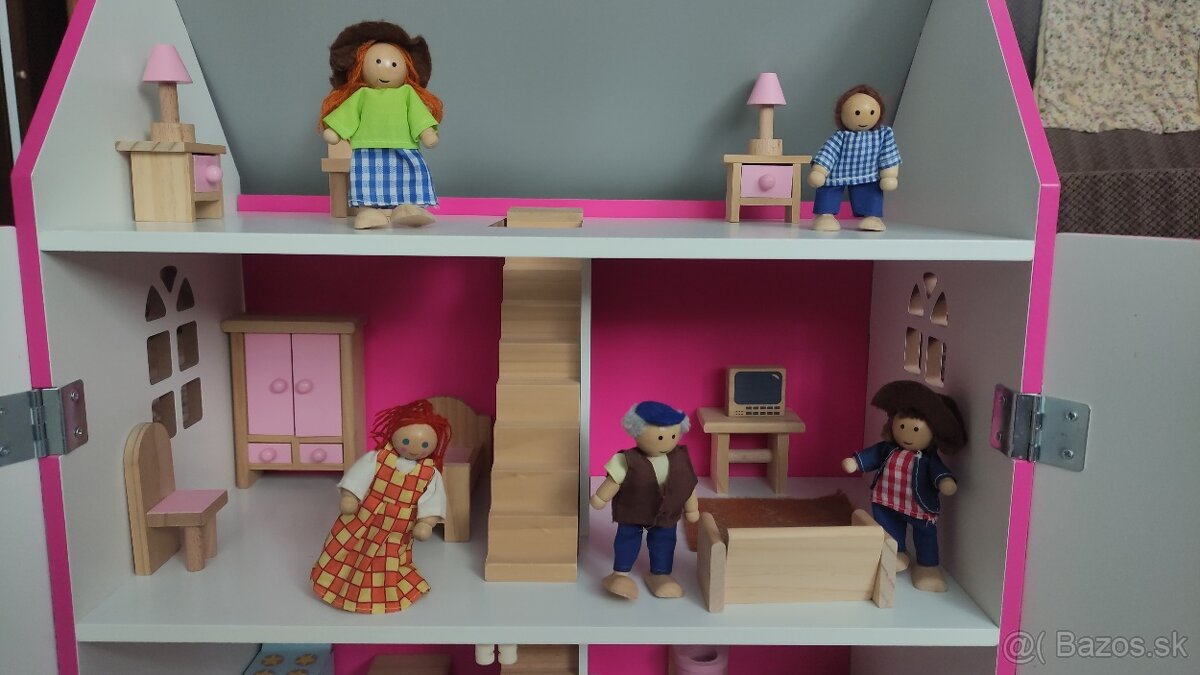 Drevený domček pre bábiky - 7