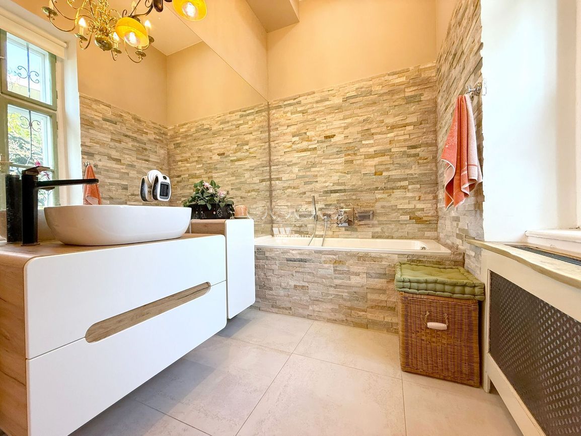 Krásny 3 izbový byt pod Slavínom - 7