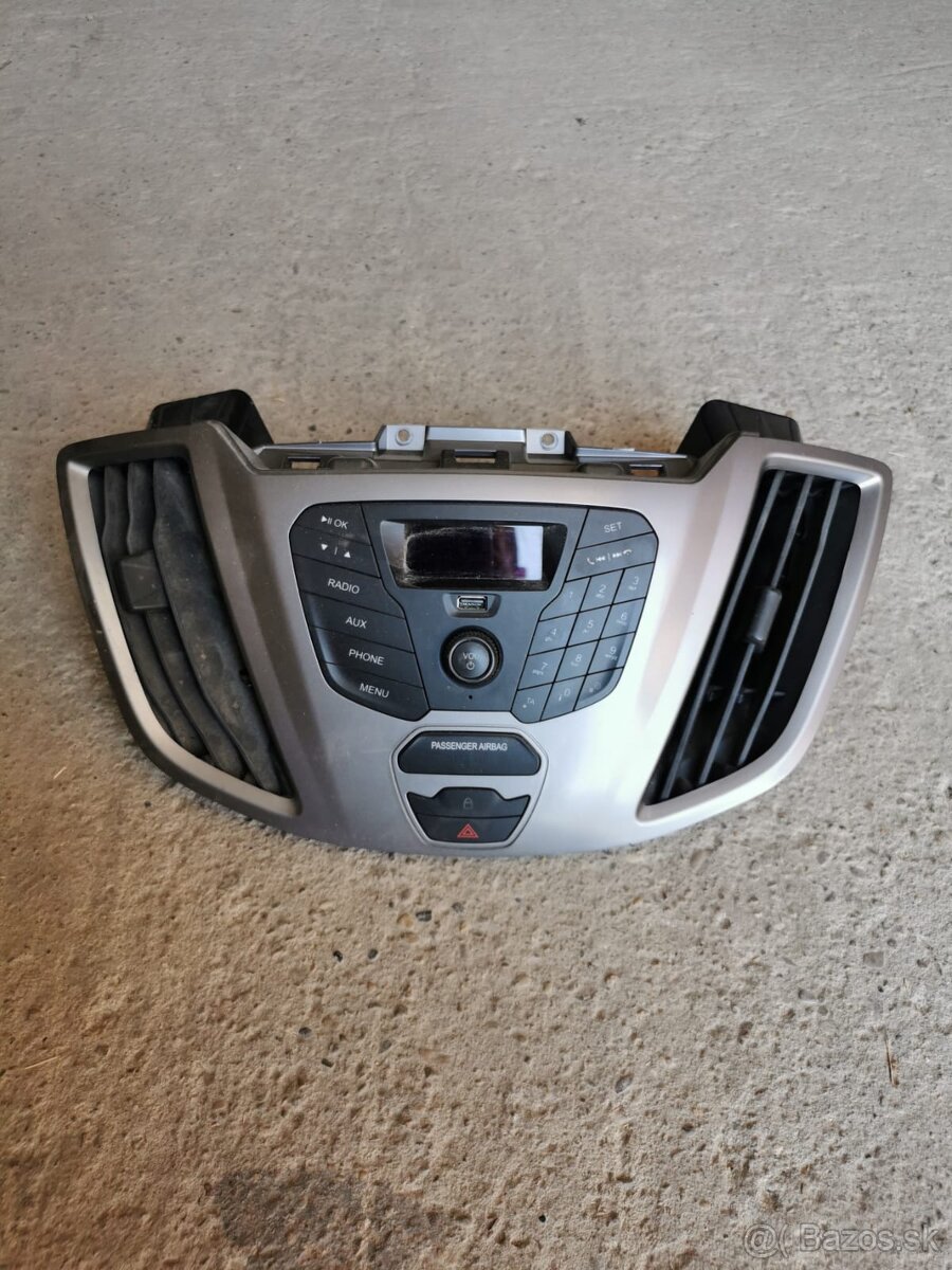 Rozpredam Ford Transit 2,2 - 7