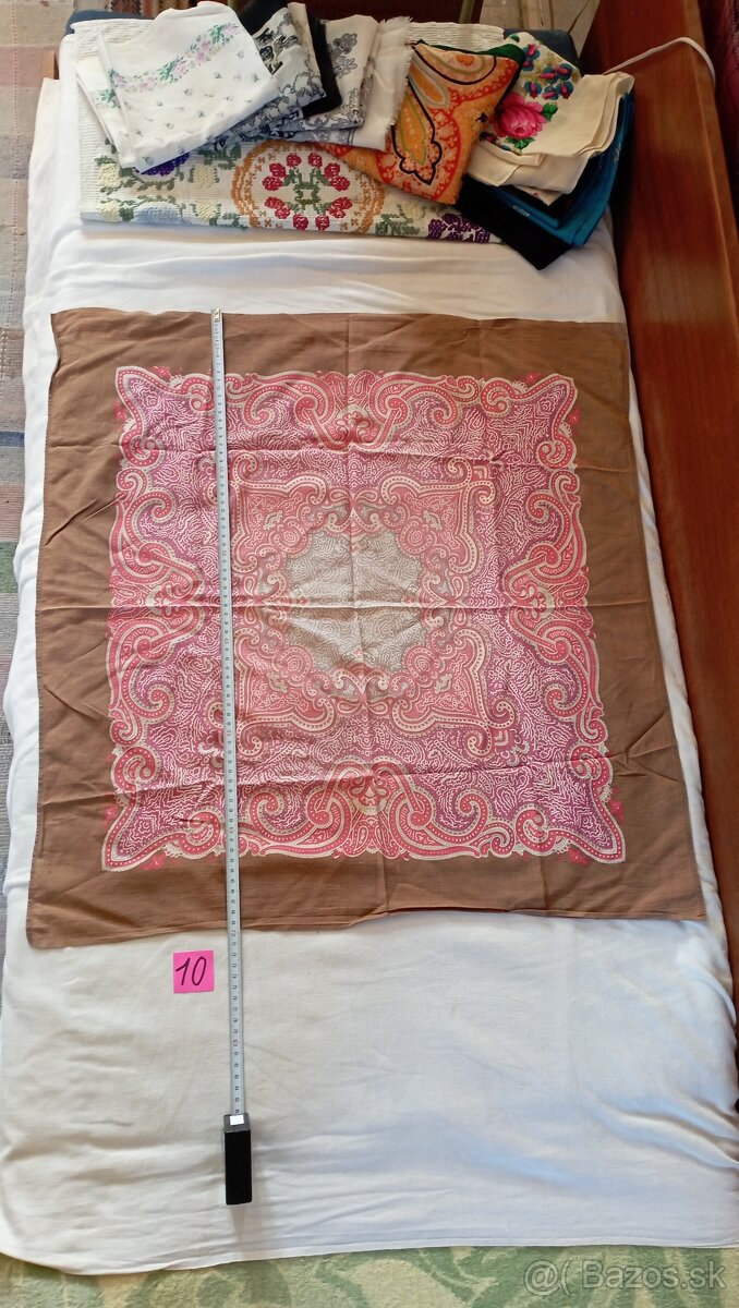 Staré šatky.. súčasť kroja.... - 7