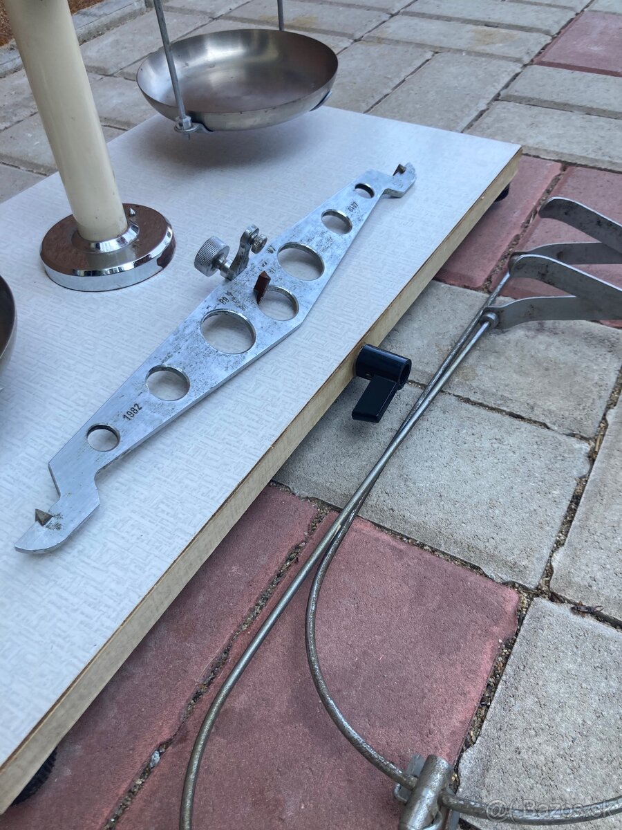 Rovnoramenná lekárenská váha SLM 03-13 - 7