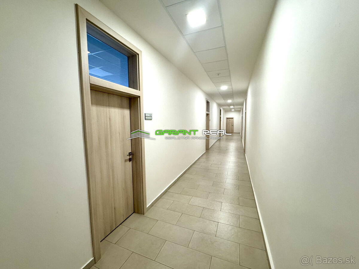 Prenájom kancelária 43 m2, 3. poschodie, Jarková 14 - 7