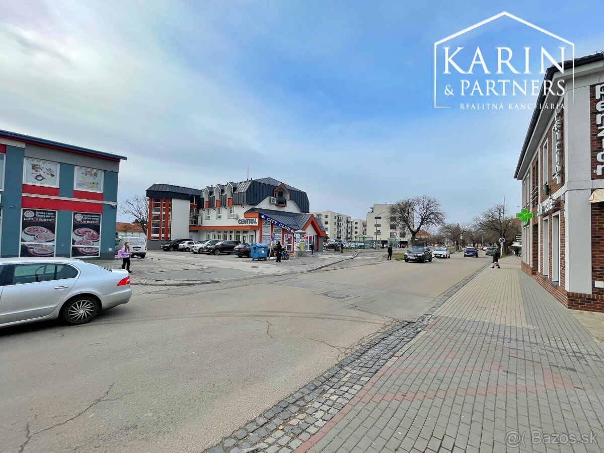 Prenájom MULTIFUNKČNÉHO priestoru v CENTRE mesta – 15 m² - 7