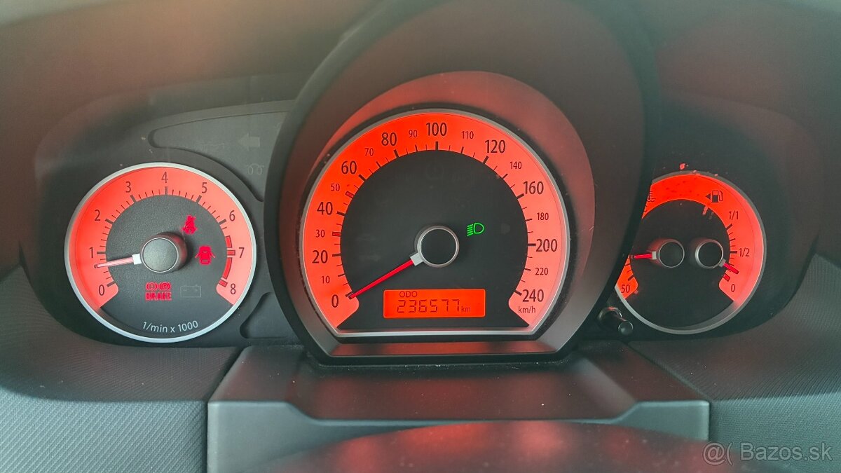 KIA ProCeed 2009 77kw Čierna metalíza - 7