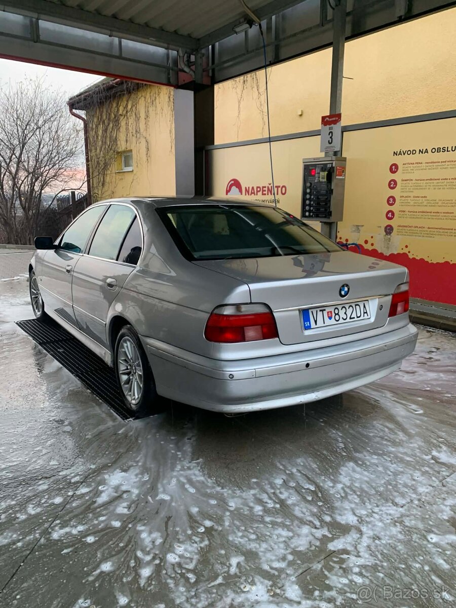 Predám BMW e39 520d - 7