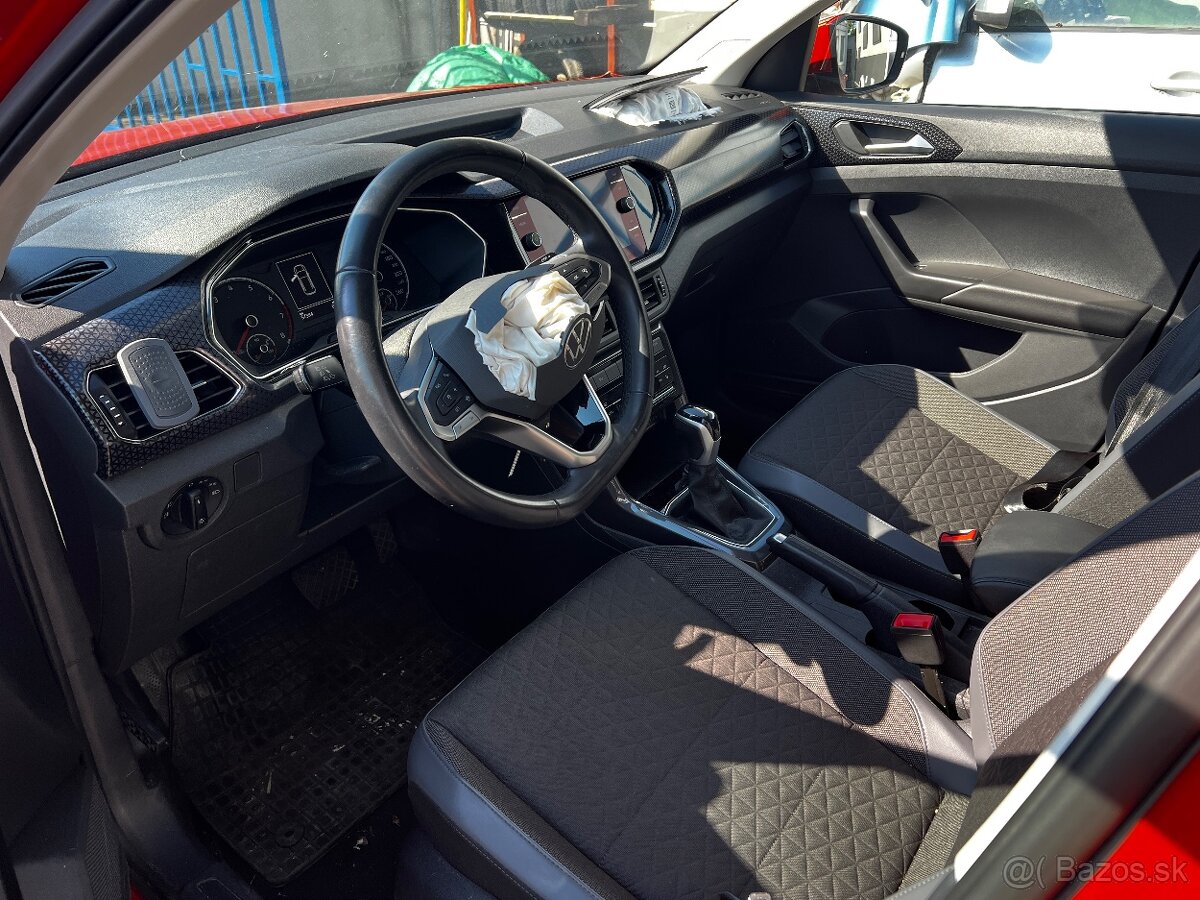 Volkswagen T-Cross 1.0 81 kW Automat - 7