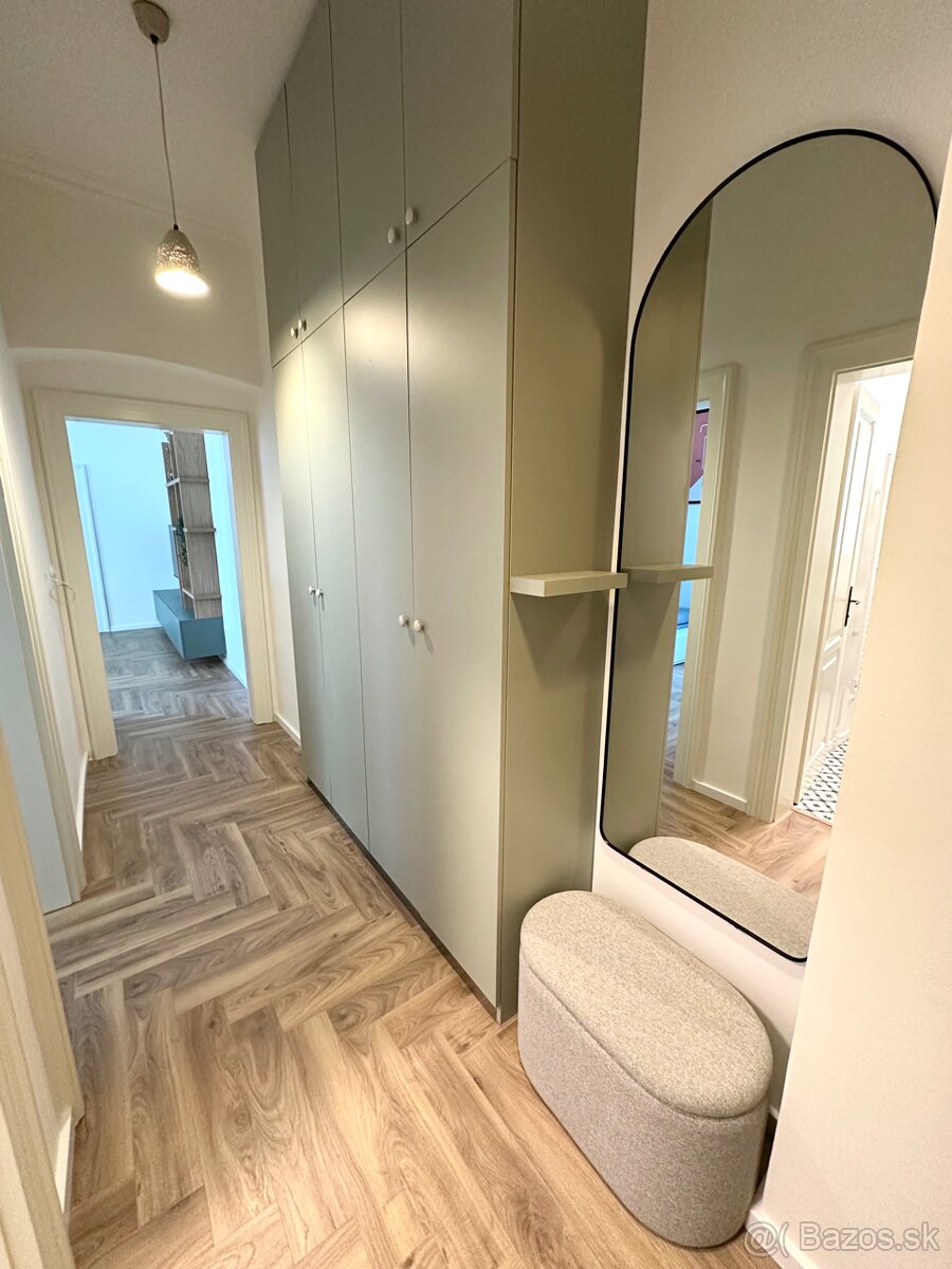 Štýlový, novozrekonštruovaný 3-izb byt v centre BA - 7