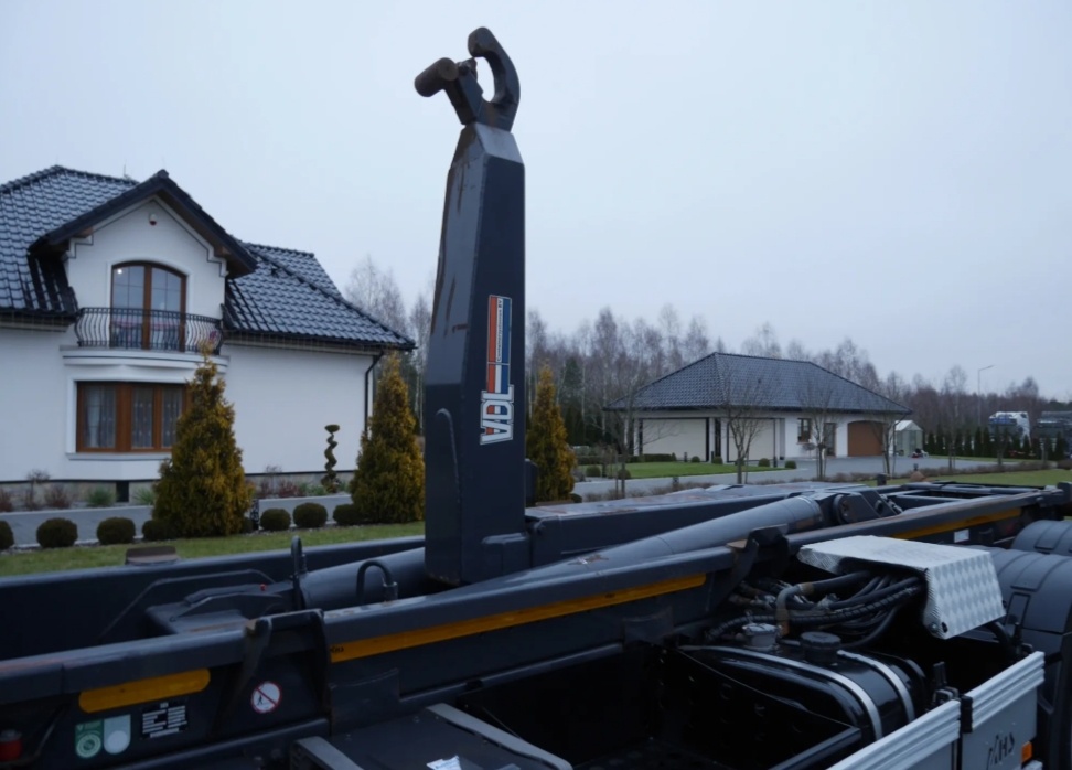 9586 - Volvo FH4 460 - 6x2 - Nosič kontejnerů – EURO 6 - 7