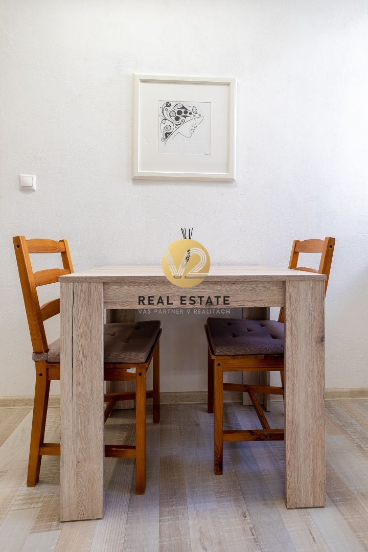 PRENÁJOM 1izb. byt so záhradou v Centre Nitry - 7