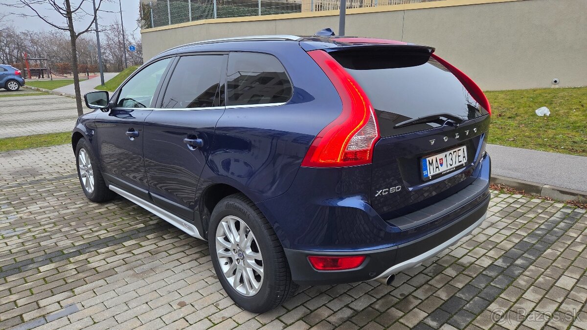 Volvo XC60 D3 - 120kW AWD Ocean Race AT - 7