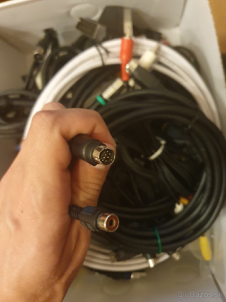 Rôzne audio a video káble - 7