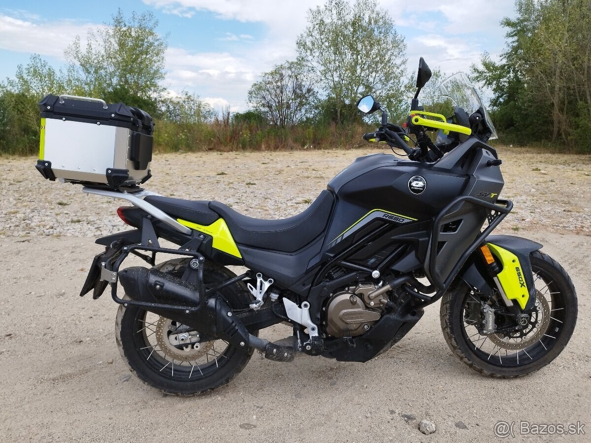 QJ Motor SVT 650 X vodičák A2 rok 2025 3x kufor - 7