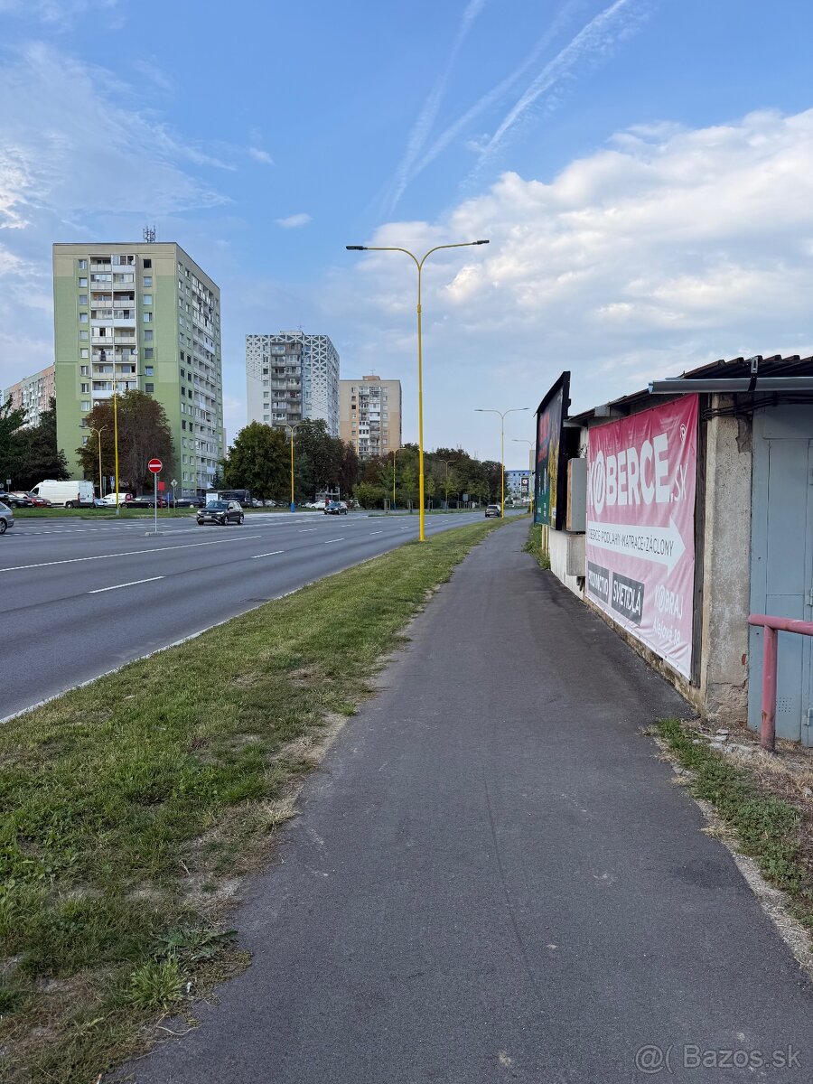 Garáž blízko centra mesta - Jantárová, 5 min.pešo od Auparku - 7