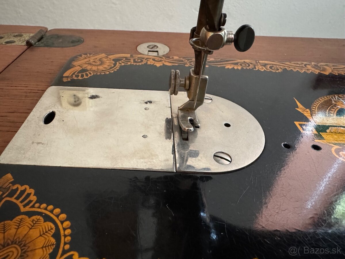 Šijací stroj Singer, edícia Gold Sphinx, ročník 1905 - 7