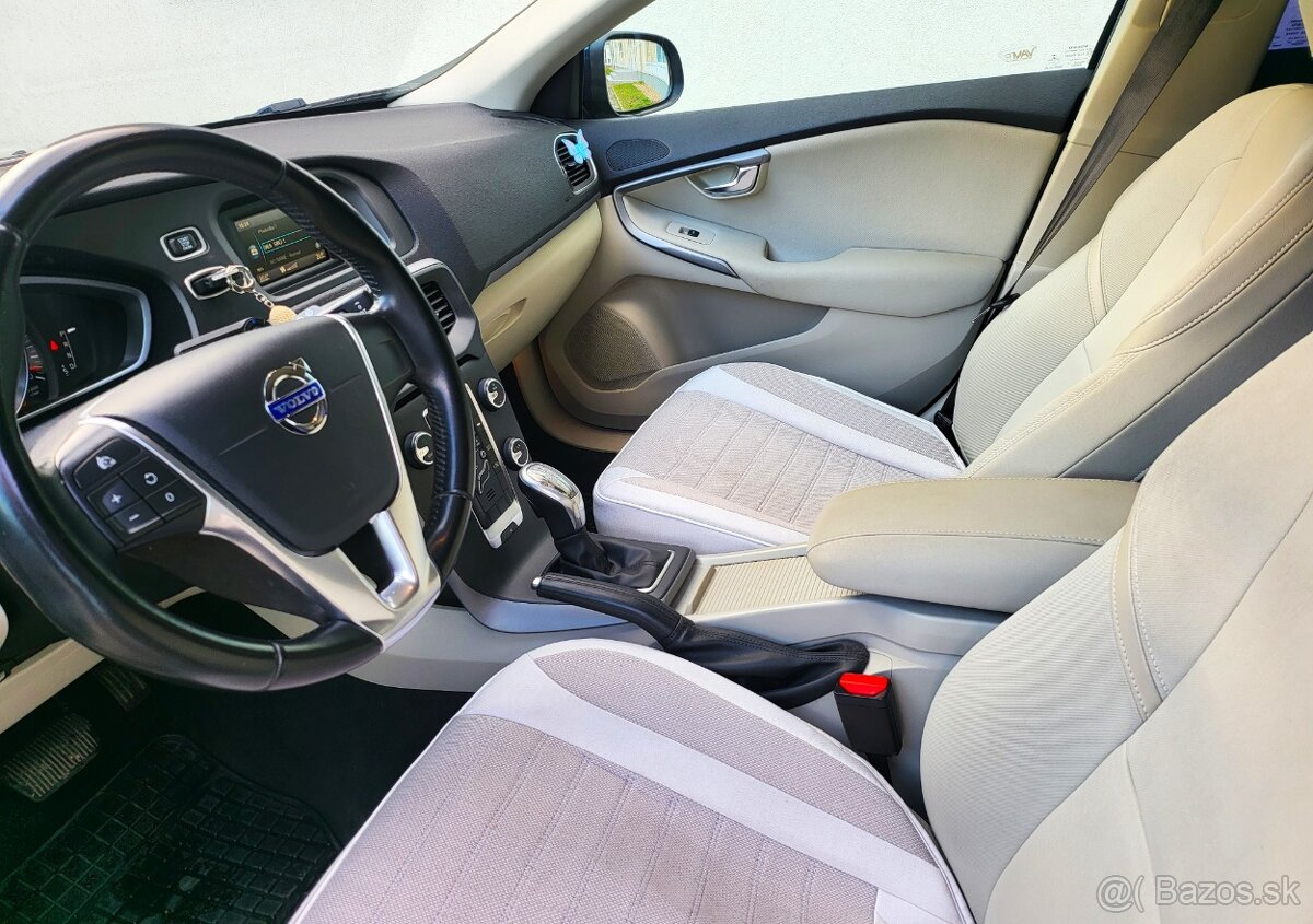 Volvo V40 D3 AT 5 valec 117 tis km - 7