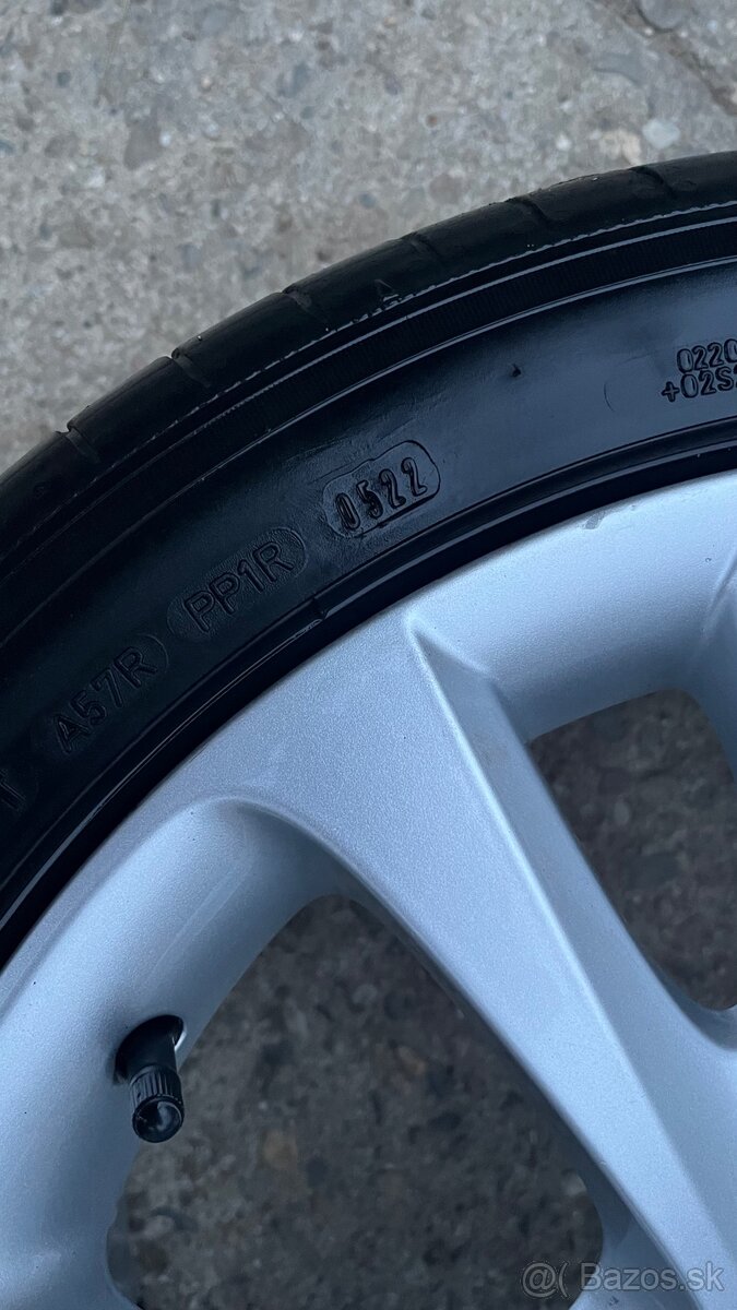 Originálne disky Skoda R17 + pneu - 7