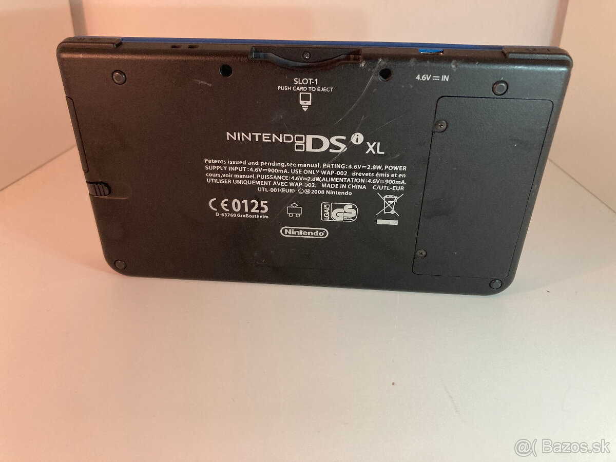 Nintendo DSi XL - 7
