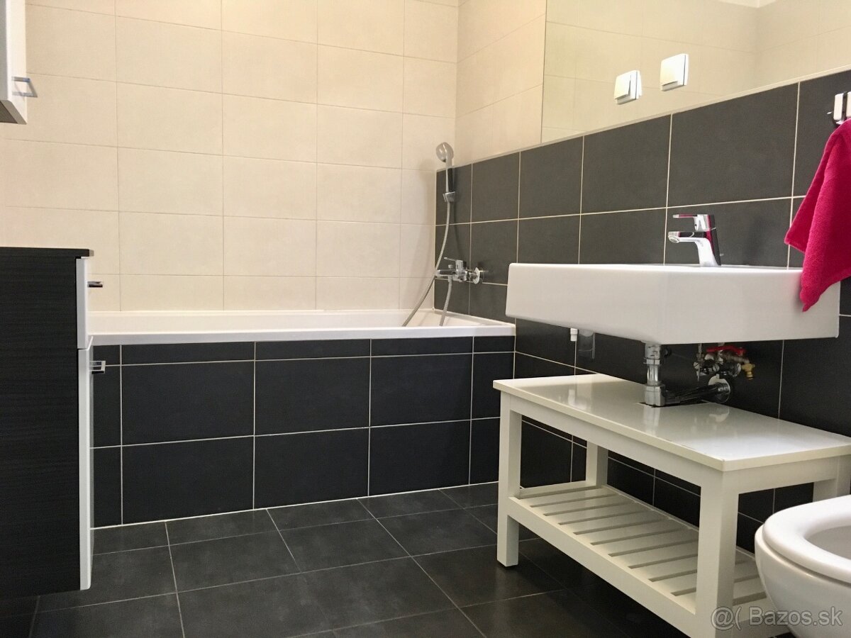 1+kk, 30m2, Petržalka, Slnečnice - 7