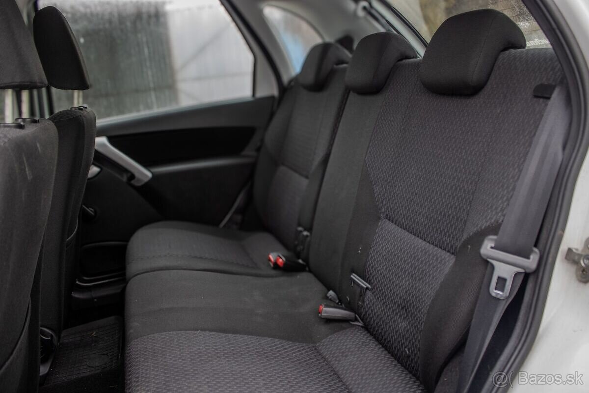 Lada Kalina cross 1.6 16V MPI Luxe - 7