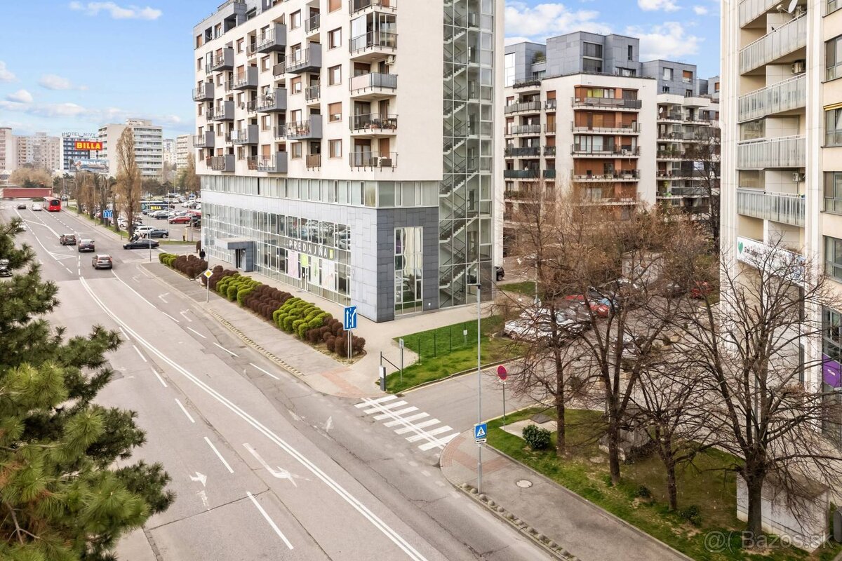 REZERVOVANÉ - EXKLUZÍVNY obchodný priestor v Bratislave na p - 7