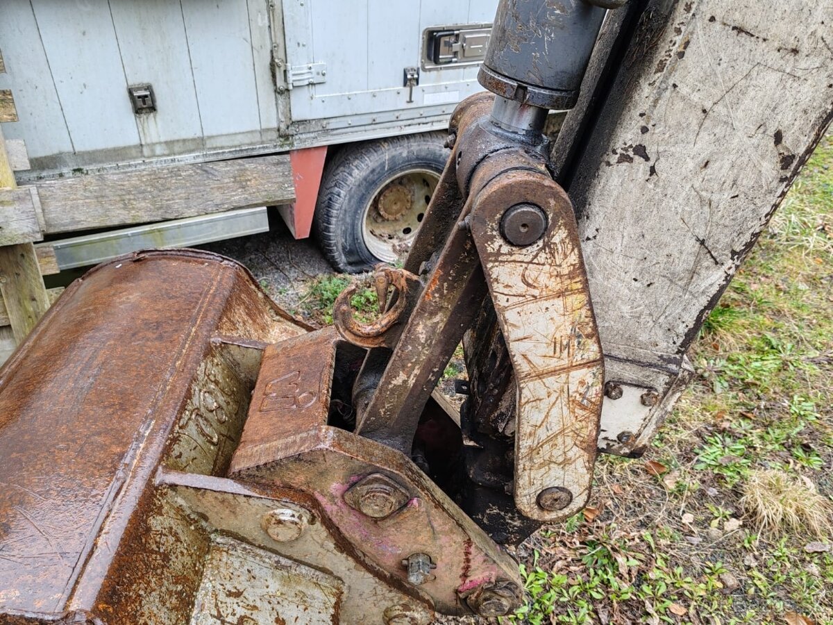 Terex Elite 970 kladivo svahovka SPZ traktorbagr 2008 - 7