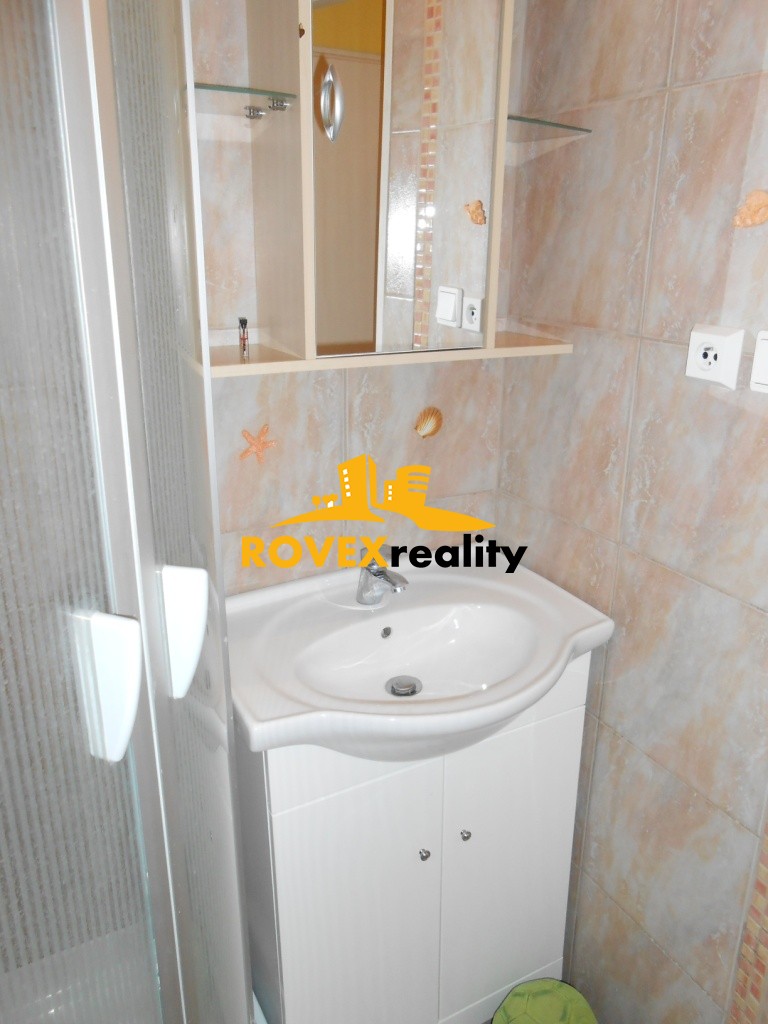 Jednoizbový veľkometrážný byt,Partizánske, podnájom - 7