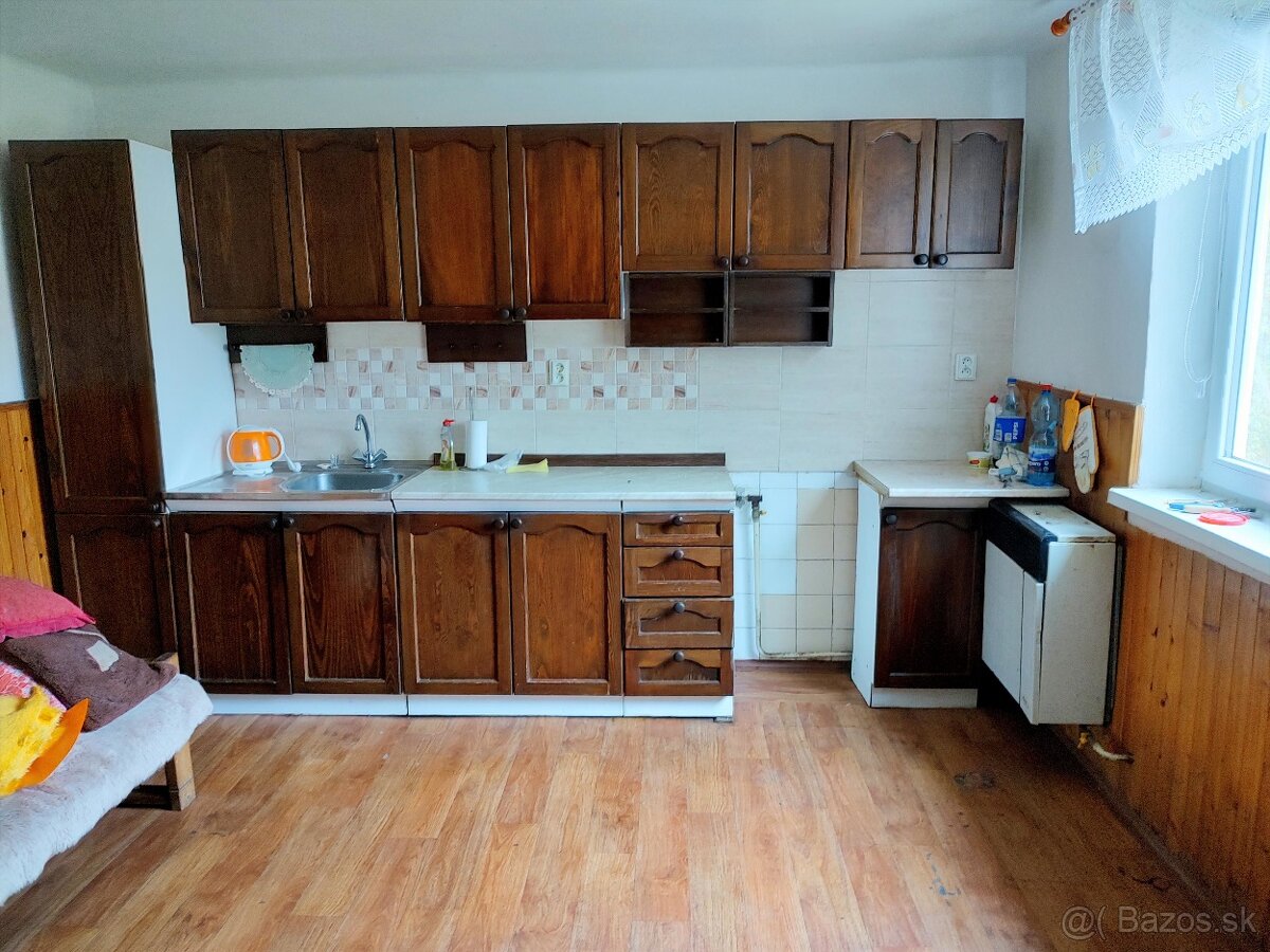 Rodinný dom v obci Hraň pri Trebišove - 7