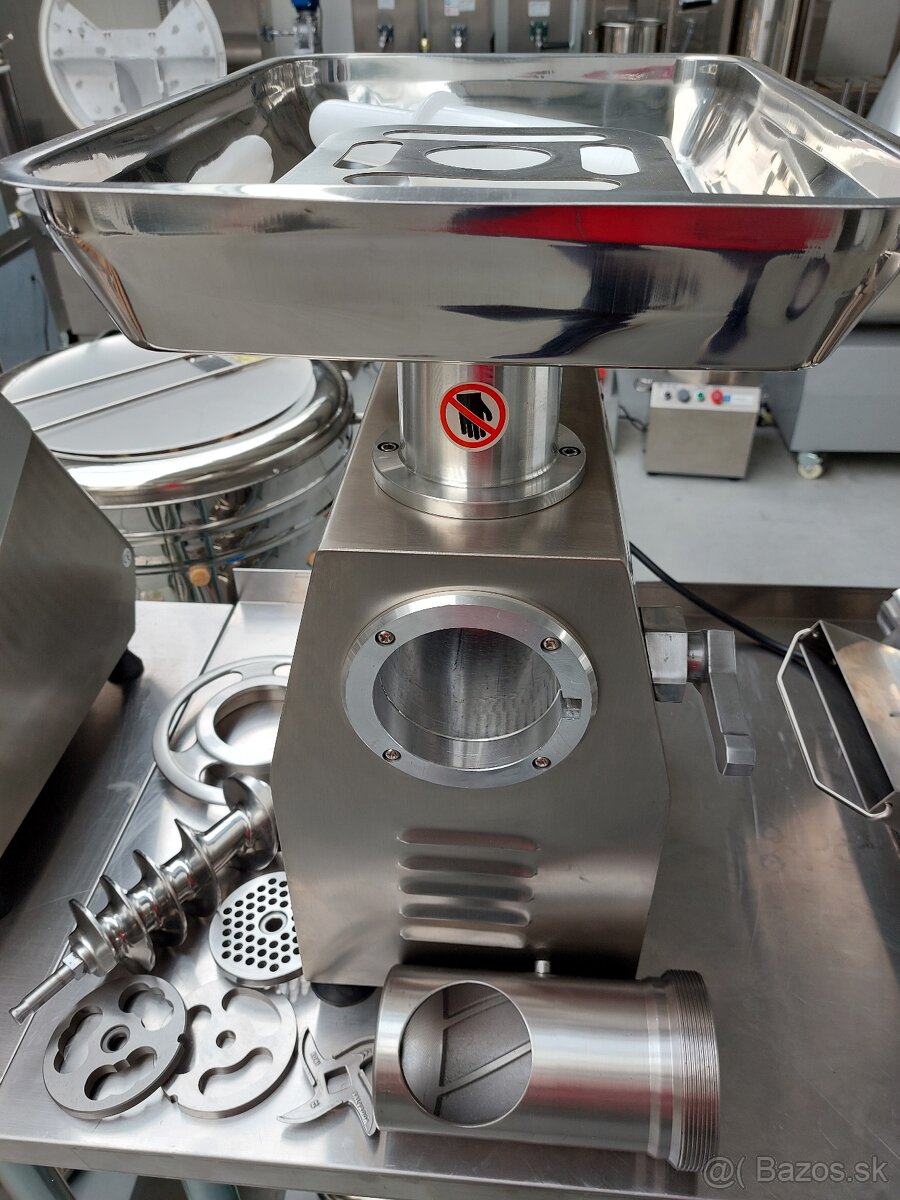 Mlynček na mäso 22 Mäsiarský vlček rezačka mäsa 22 - 7