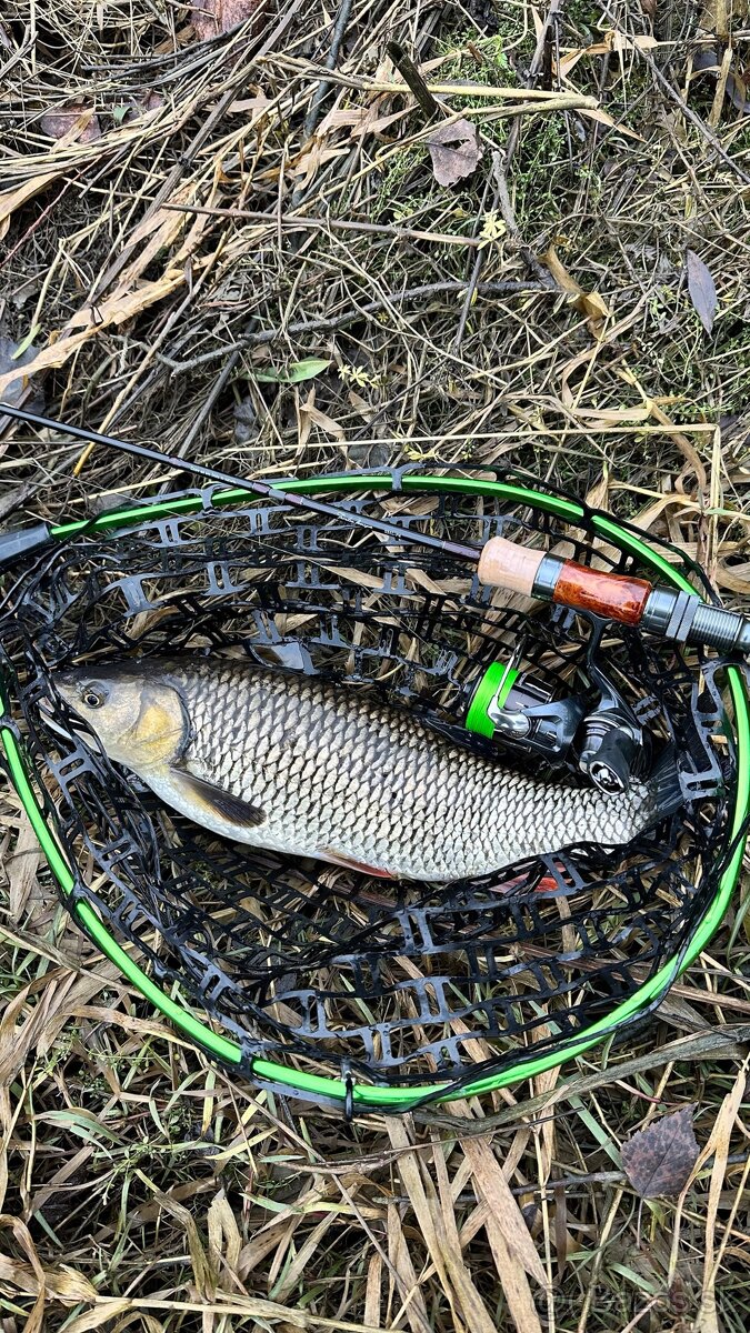 Vynikajúci set na prúdovú rybačku a cestovanie - 7