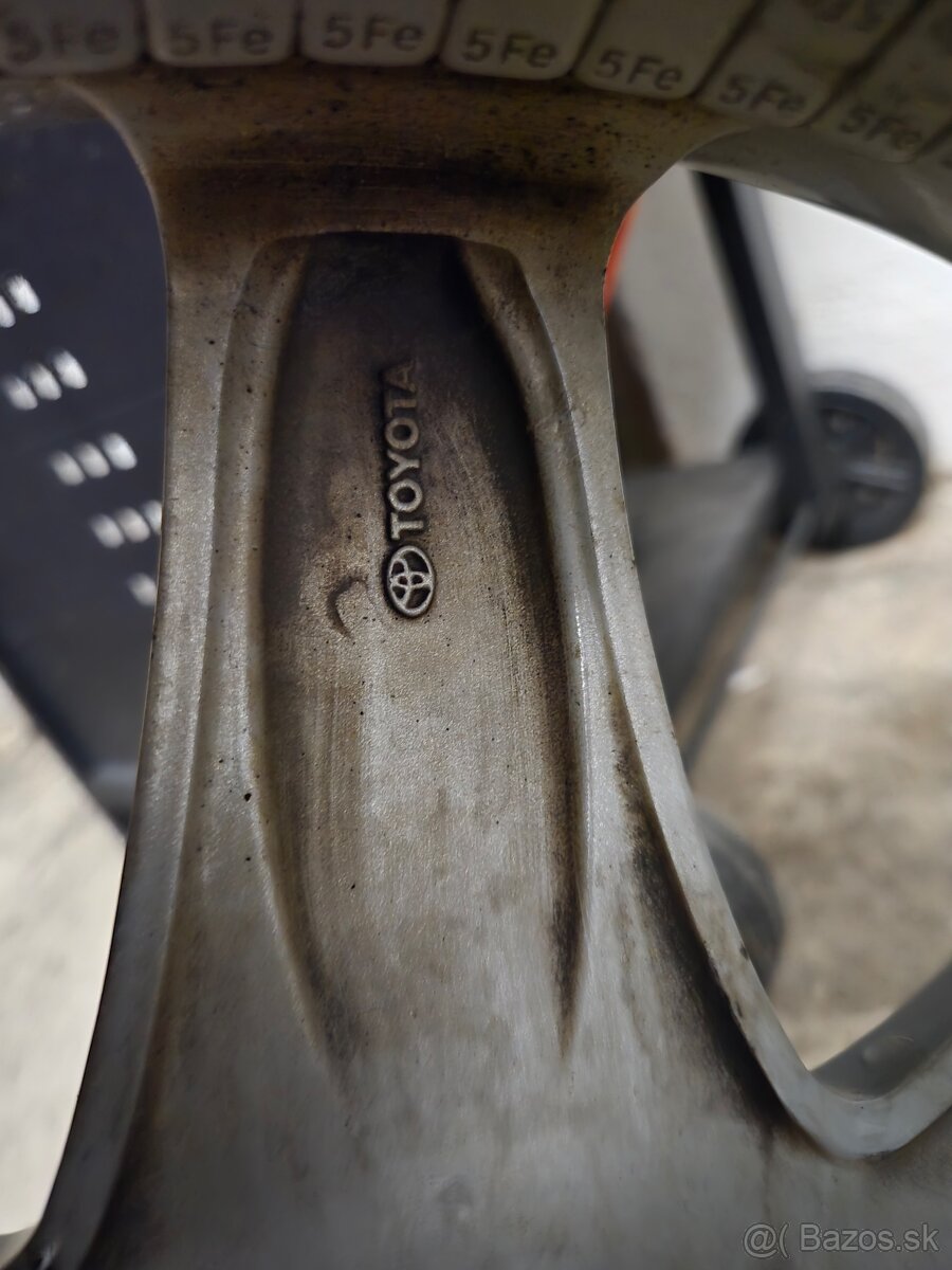 Toyota 5x114,3 r17 - 7