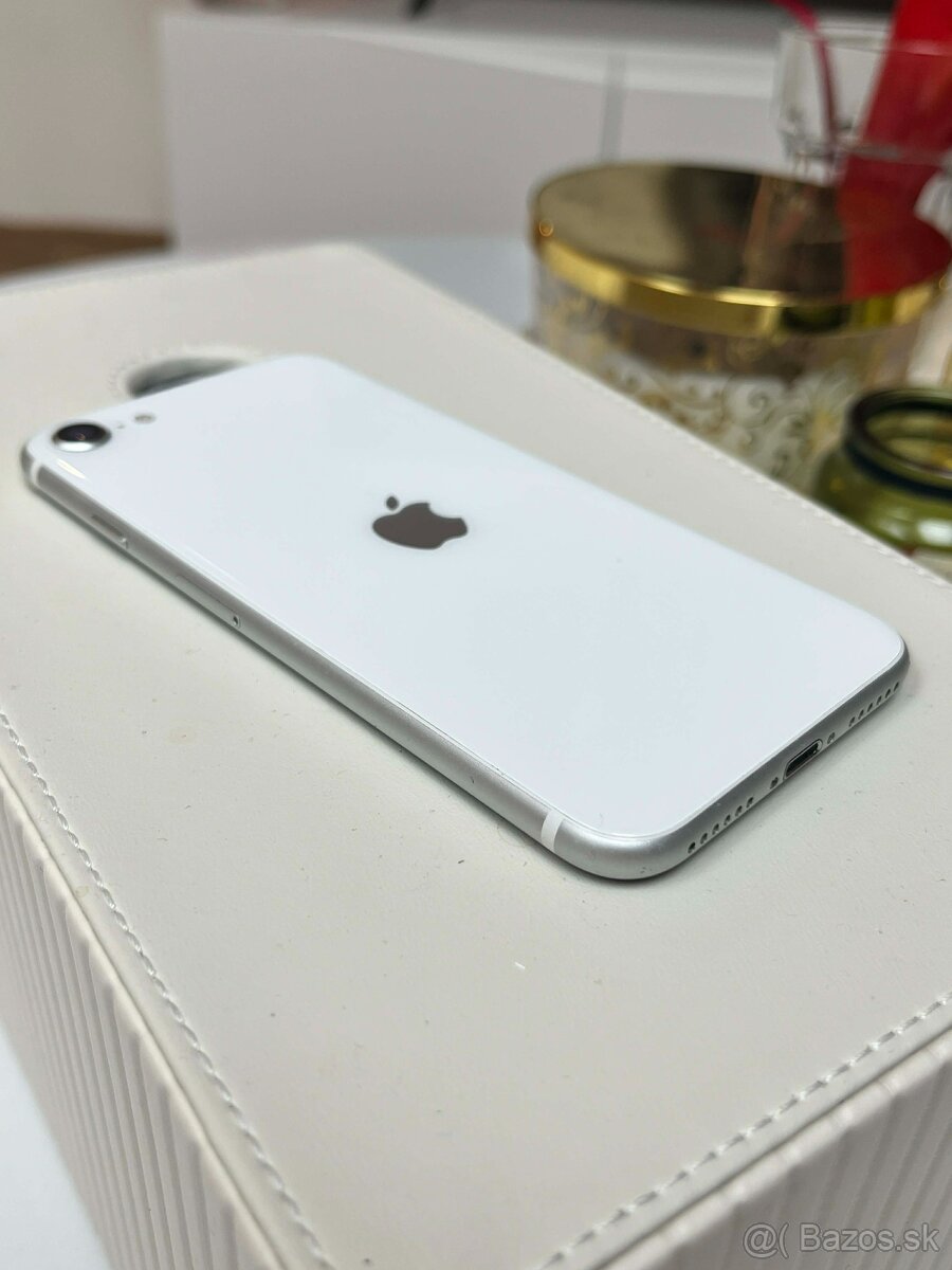 iPhone SE (2020) biely 64GB - 7