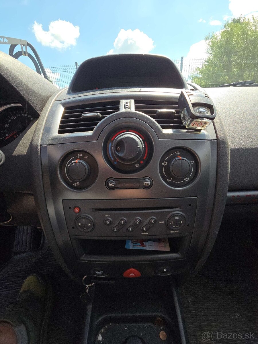 Predám renault megane kombi 1.6 - 7