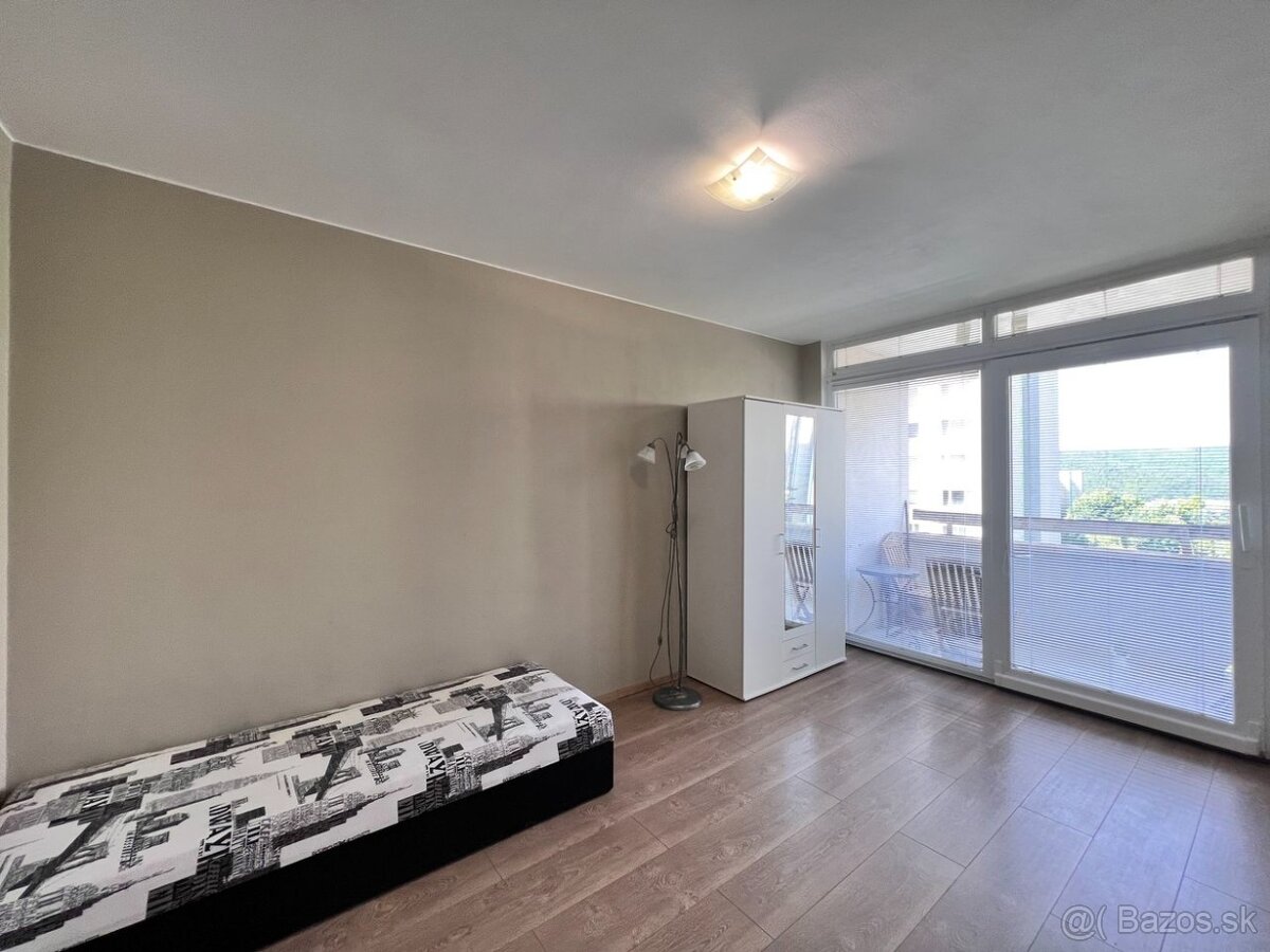 3- izbový rekonštruovaný byt s loggiou. - 7