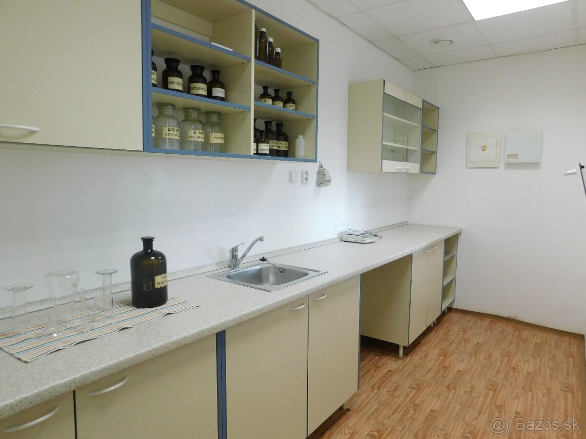 Kancelárske priestory + PARKOVANIE - 7