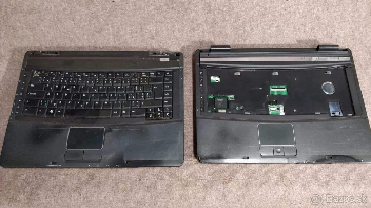 Notebooky na nahradné diely. - 7