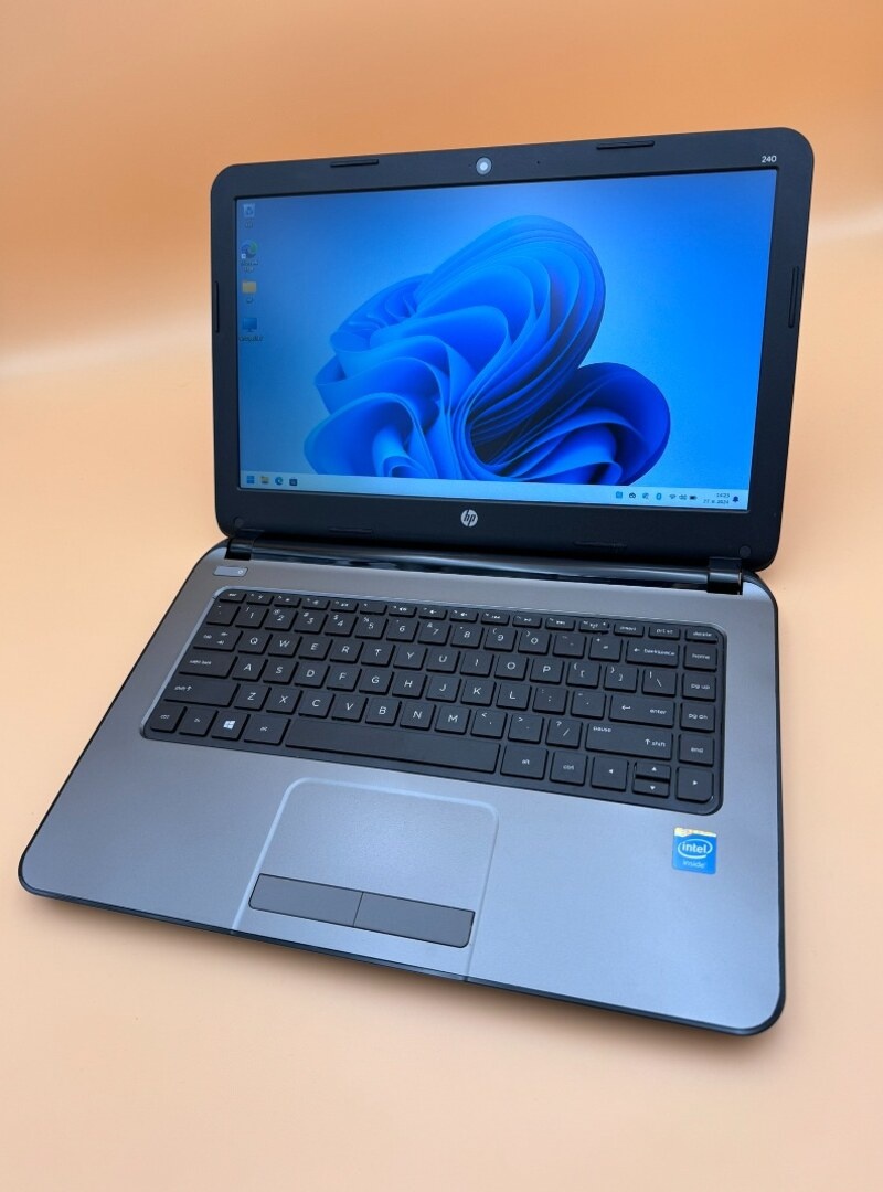 Notebook 14" HP.Intel Celeron 2x2,16GHz.8gb ram.120g SSD - 7