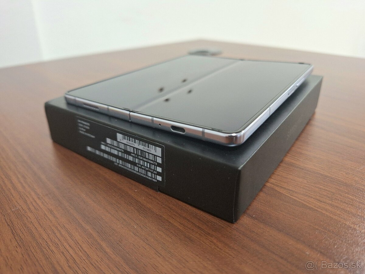 Samsung Galaxy Z Fold 5 12GB/512GB - 7