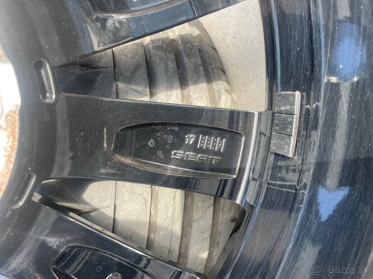 Seat Ateca/ Škoda Karoq 245/40 R19 5x112 - 7