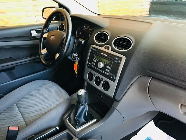 Ford FOCUS sedan 1,6 TDCI Titanium - 7