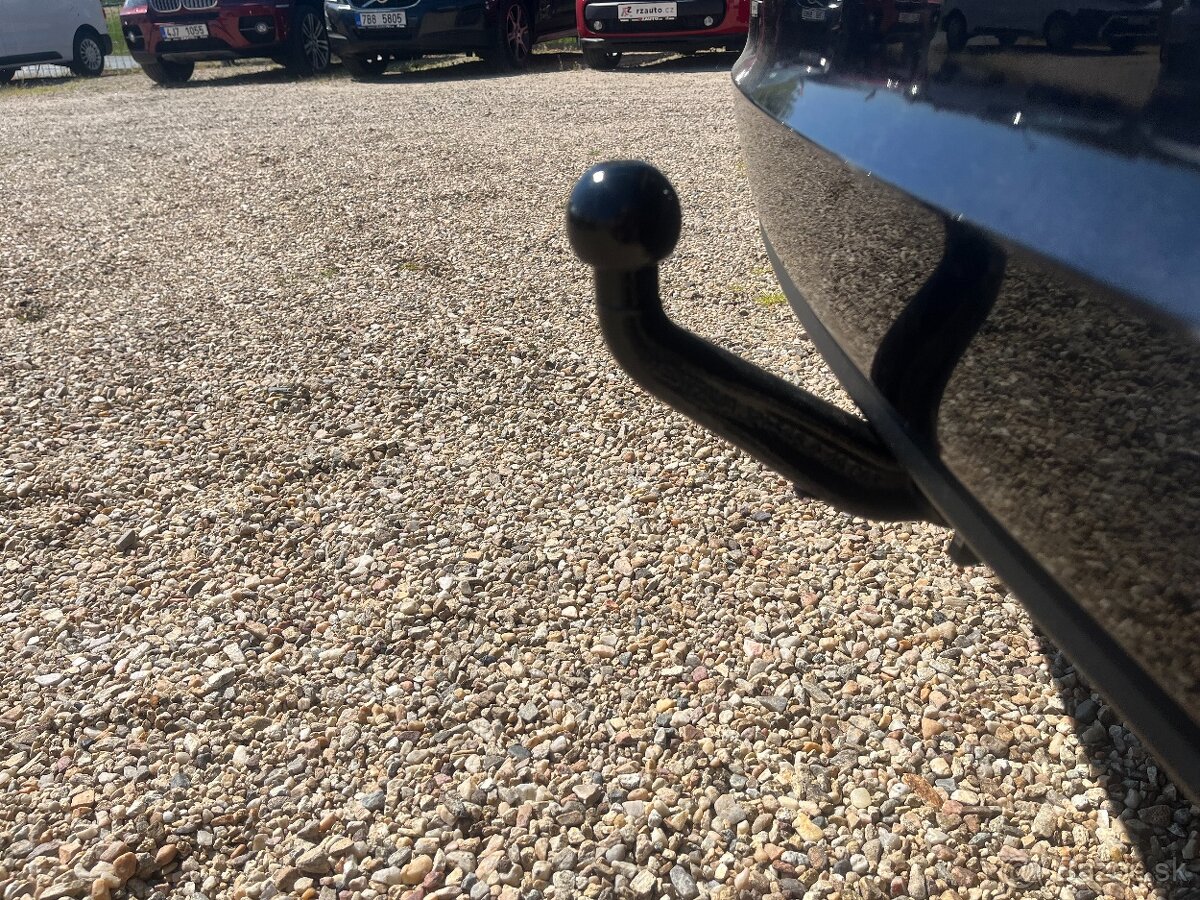 Volkswagen Sharan, 2.0TDI 85KW7.Míst - 7