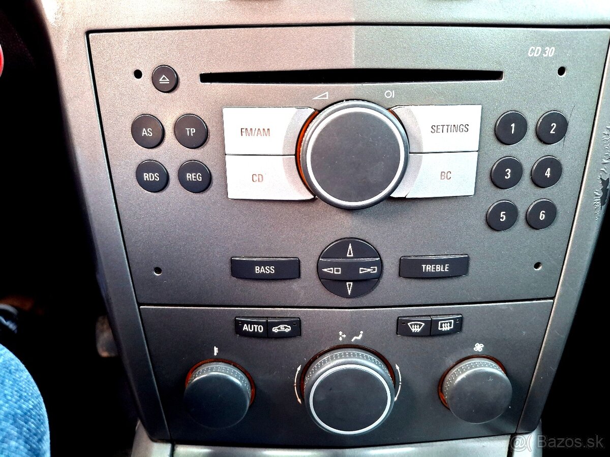 Predam Opel astra 1.7 CDTI 74kw rok 2007 - 7