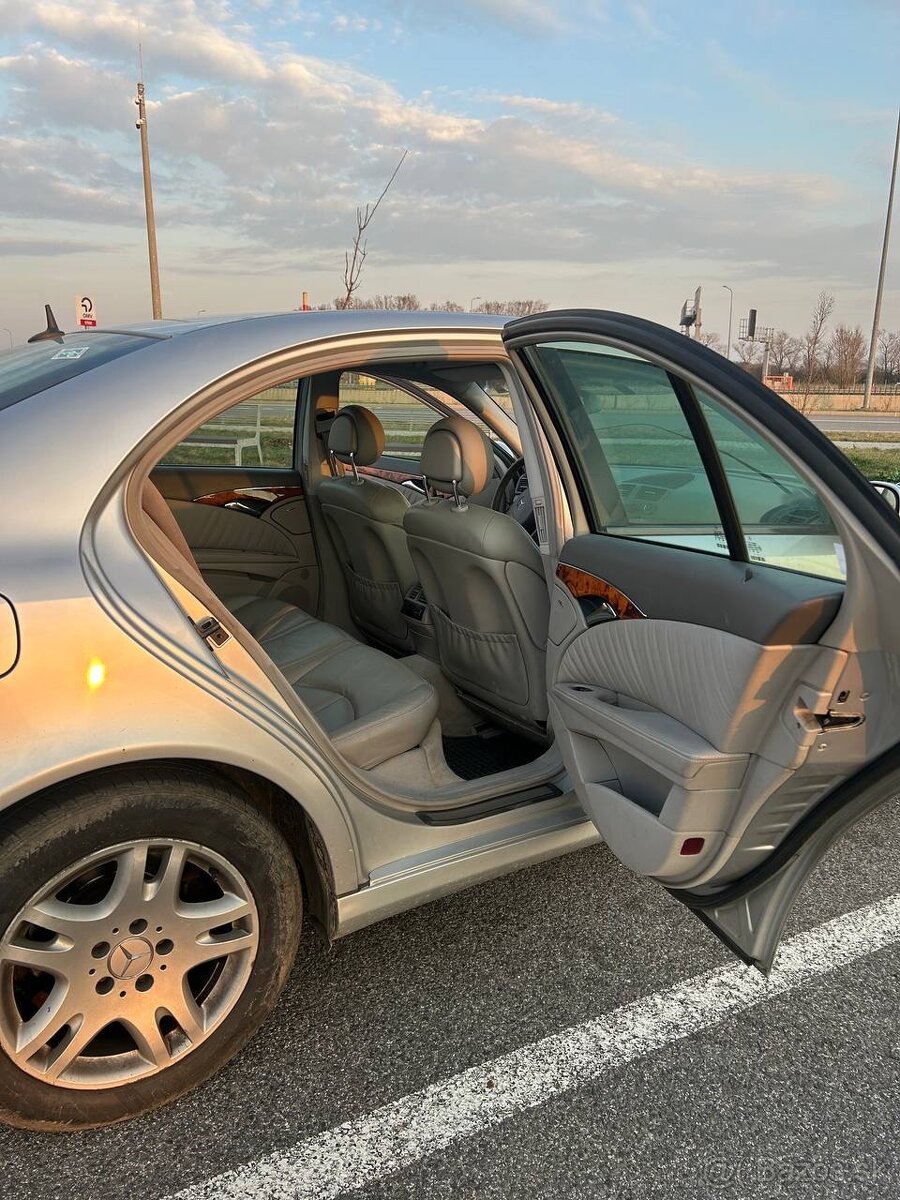 W211 benzín 2004 - 7