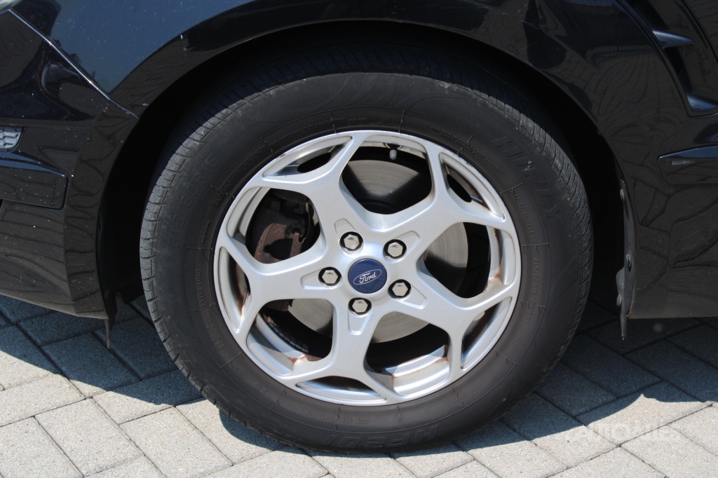 Ford S-MAX 2,0 TDCi 103 kW - 7