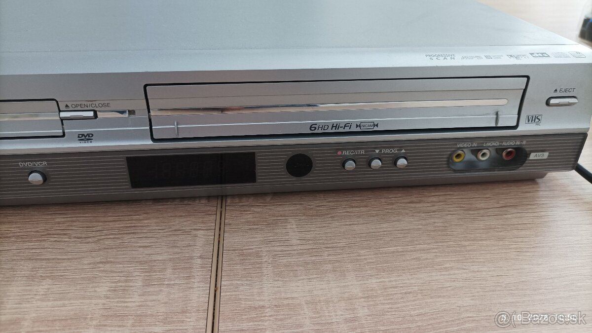 Predám DVD, VHS recorder LG - 7