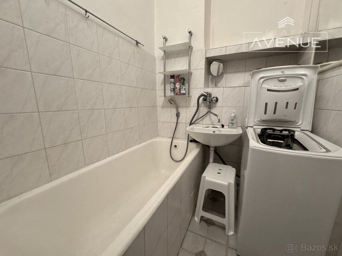 EXKLUZÍVNE Na predaj BYT 2+1 ŽILINA - BULVÁR (51m2) - 7