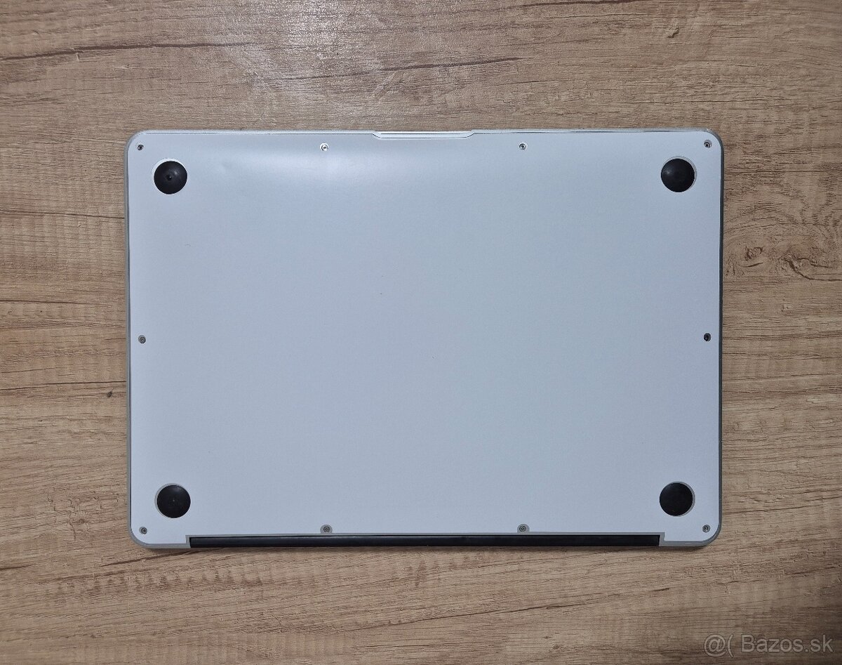 MacBook Air (13-inch, 2015) /Intel Core i5/4GB RAM/128GB SSD - 7